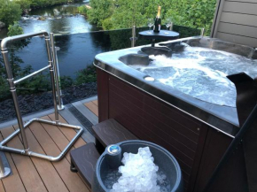 Honey lodge